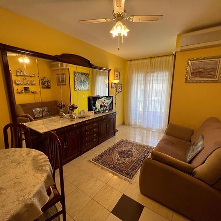 Apartament Montana Torrevieja Kültér fotó